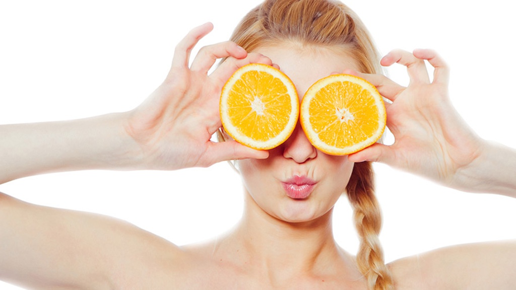 Tác dụng của Vitamin C đối với da mụn